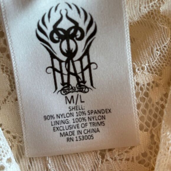 New Free People We Are Hah I Stopped It Lace Cold Shoulder Top Cream Intimates - Picture 6 of 7